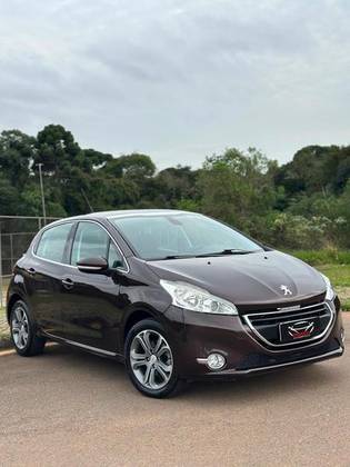 PEUGEOT 208 1.6 GRIFFE 16V FLEX 4P MANUAL PEUGEOT 208 1.6 GRIFFE 16V FLEX 4P MANUAL